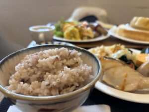 吹田　スイちゃん　丹波篠山　有機野菜　自家栽培　美味しいランチ　健康食材　山田食堂　オシャレランチ　手作りパン　スイーツ　デザート　ランチ　カフェ　手作りソース　週に一度　