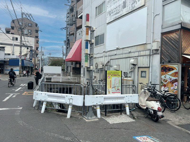 上の川・関大前商店街付近