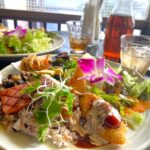 【江坂・江の木町】30年愛され続ける「ティナズカフェ（Tina’s Cafe）」で南国気分のランチプレート